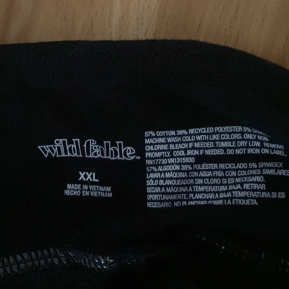 Wild fable Leggings - Picture 2 of 2